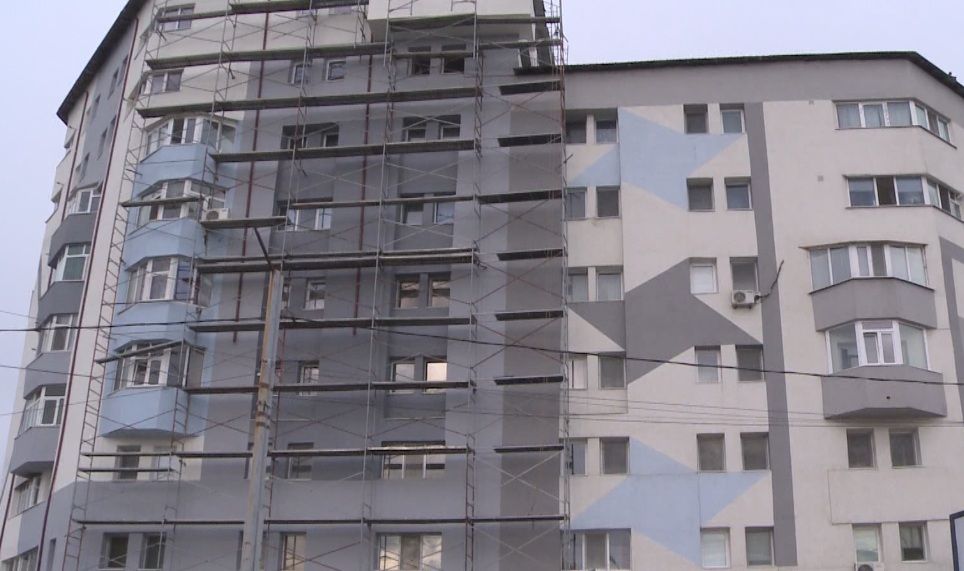 Primăria Slatina face demersuri pentru reabilitarea ultimelor 248 de blocuri din oraș