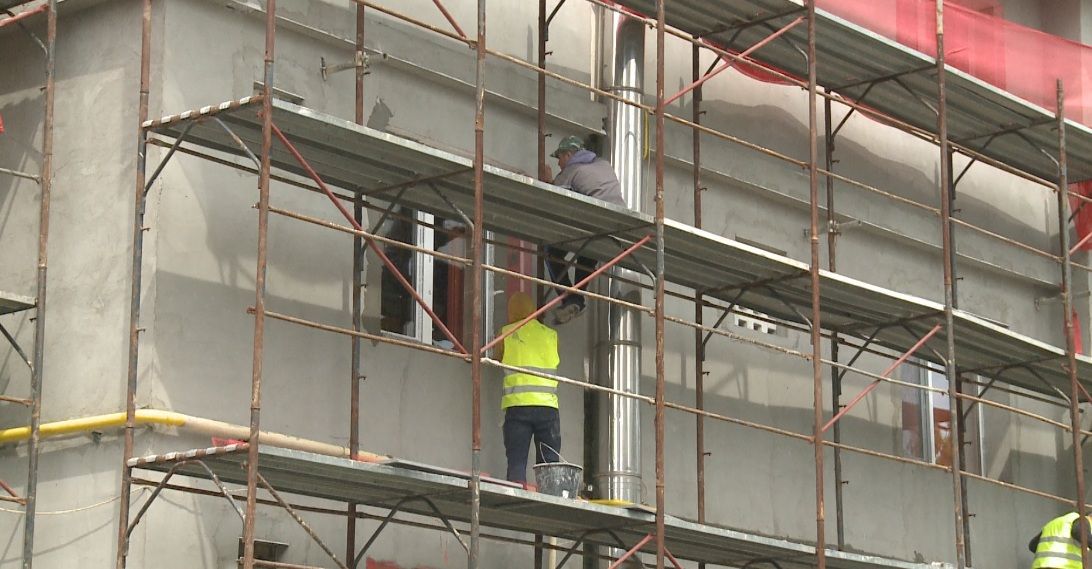 Blocurile reabilitate, înscrise obligatoriu în asociații. Ce trebuie să facă proprietarii