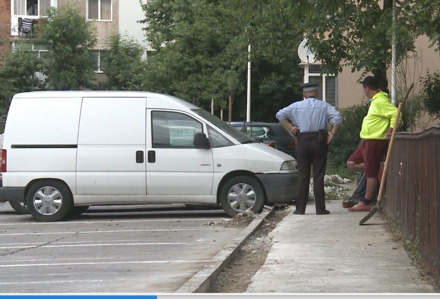 Trotuare asfaltate necorespunzător pe Aleea Muncii, în Slatina. Ce decizie au luat reprezentanții municipalității