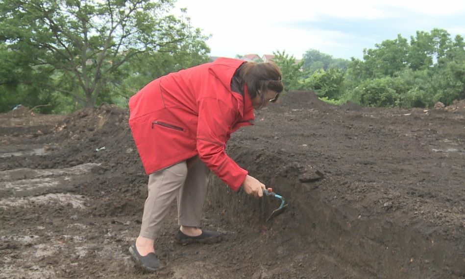 Ceramică și cărămizi vechi de  peste 7.000 de ani, descoperite zilele acestea pe un șantier din Slatina