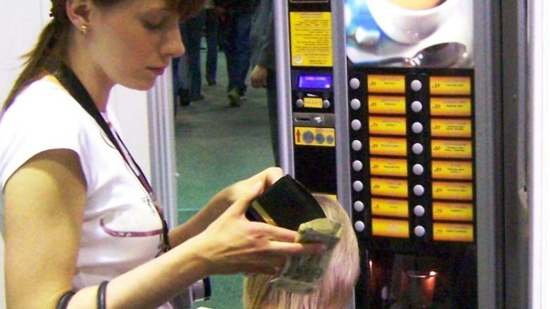 Decizie radicală a Protecției Consumatorilor, după verificările la automatele de cafea