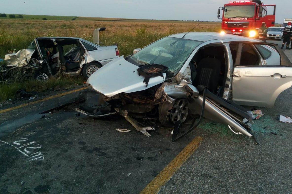Accidentul grav din Olt: O persoană a murit şi alta e în stare gravă la spital | FOTO&amp;VIDEO