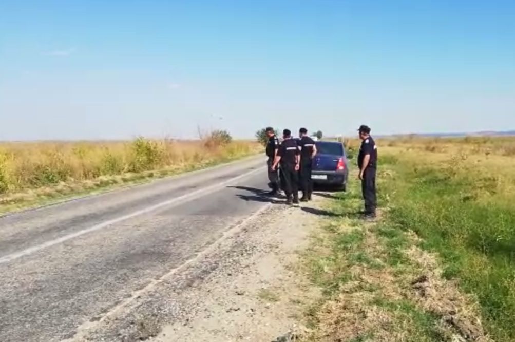 Imagini de la operațiunile de căutare din Gârcov. Tinerii au fost văzuți într-un Mercedes cu numere de Timiș