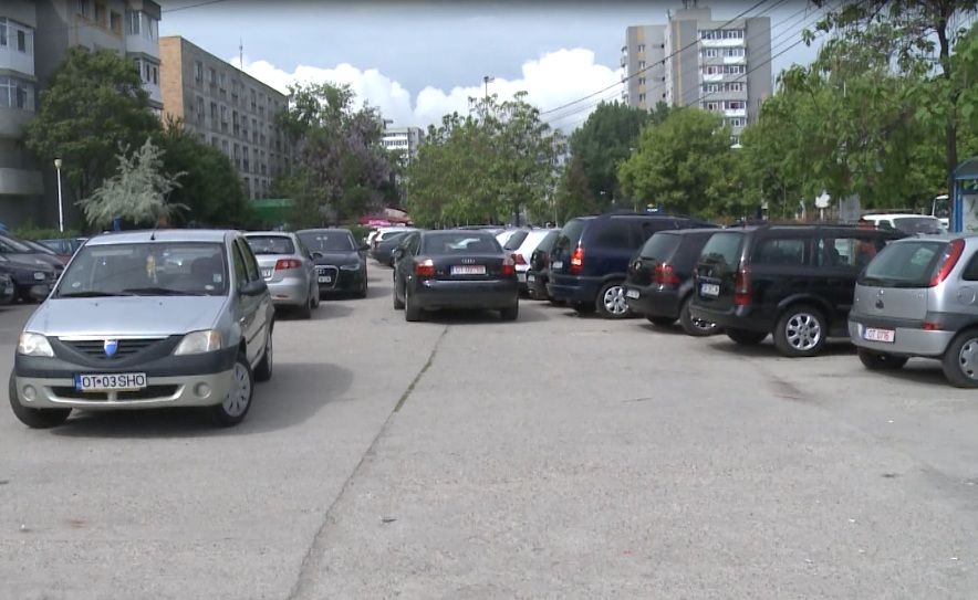 Aleea Eroilor, o nouă stradă în Slatina. Sunt mai multe locuri de parcare în zonă