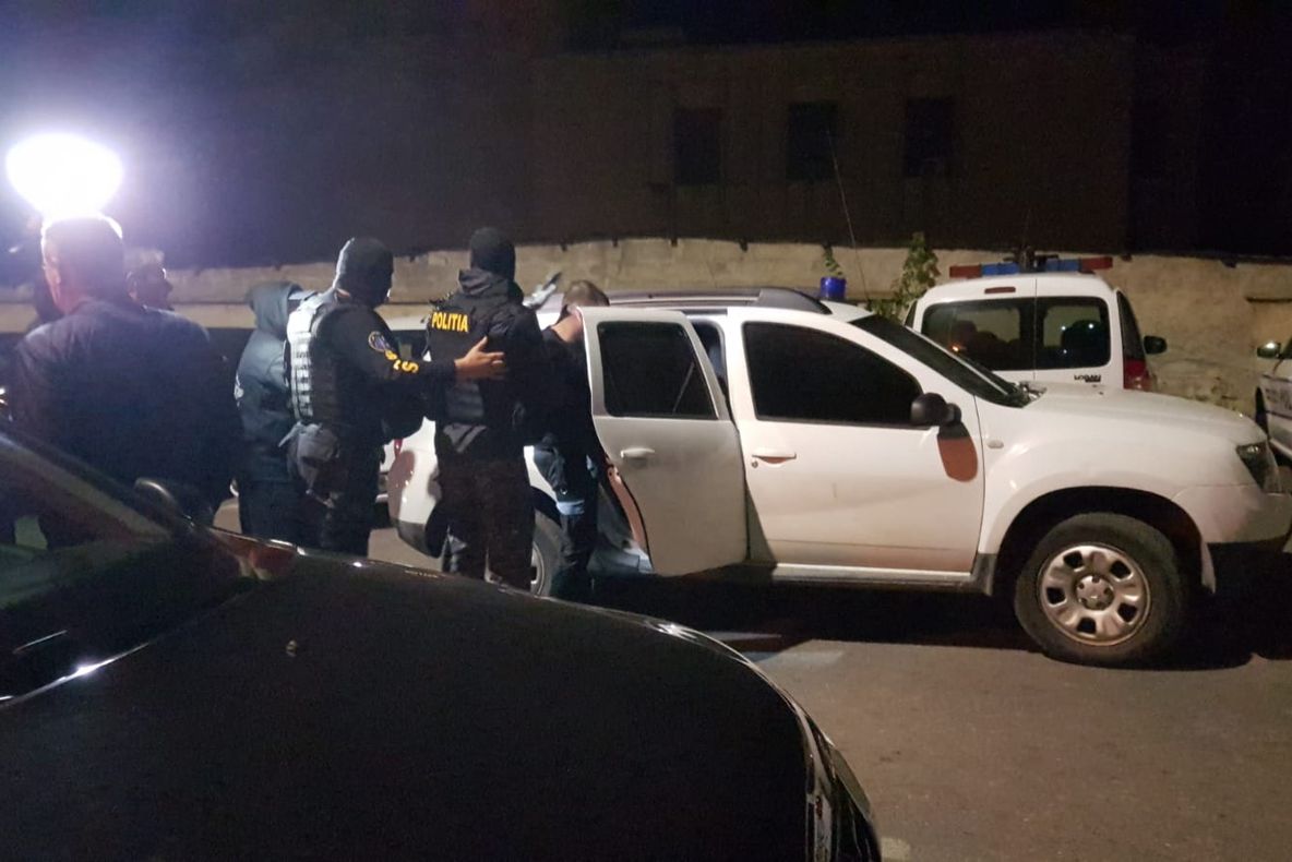 Încă doi agenţi de pază, sub control judiciar, în urma scandalului de la Caracal