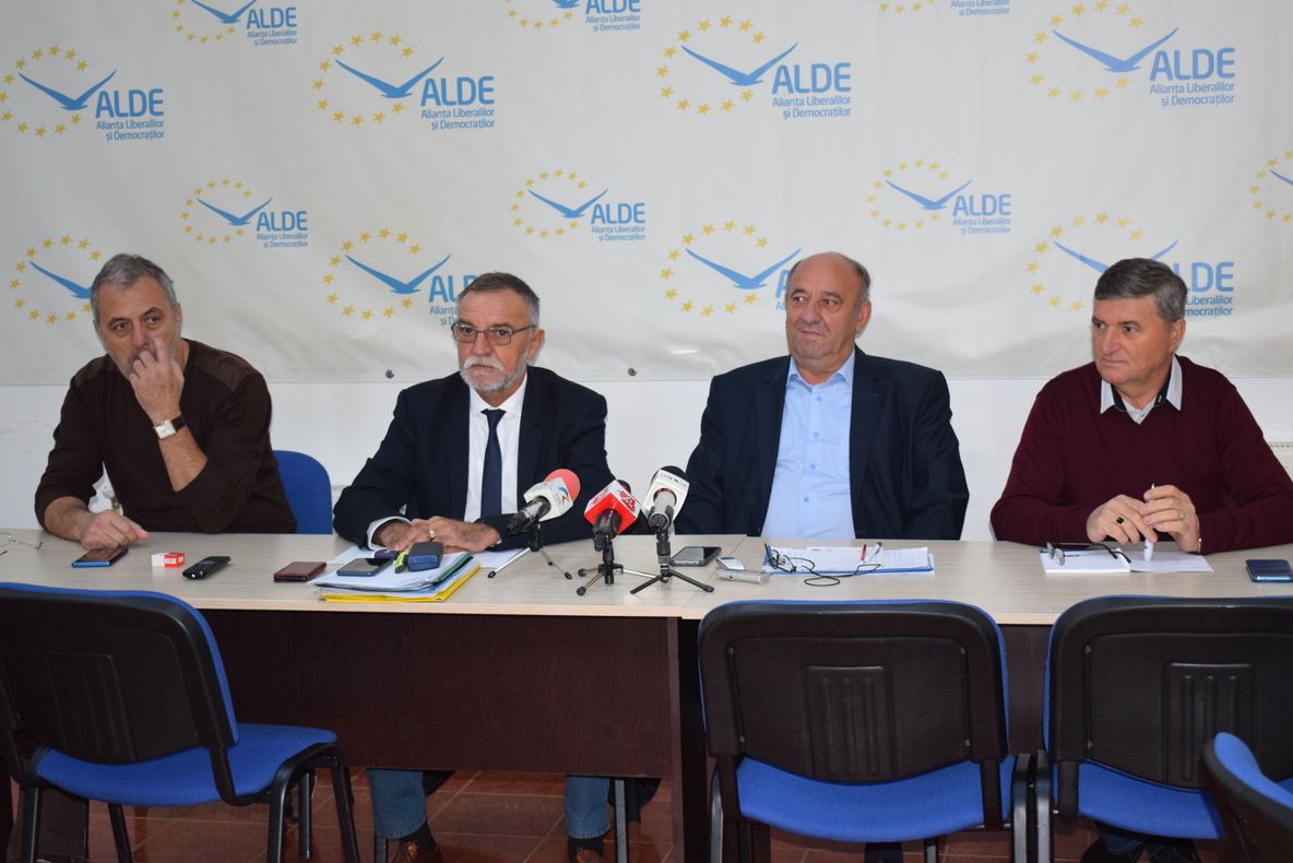 Lider ALDE, atac la PNL, înaintea votului de învestitură a Guvernului Orban