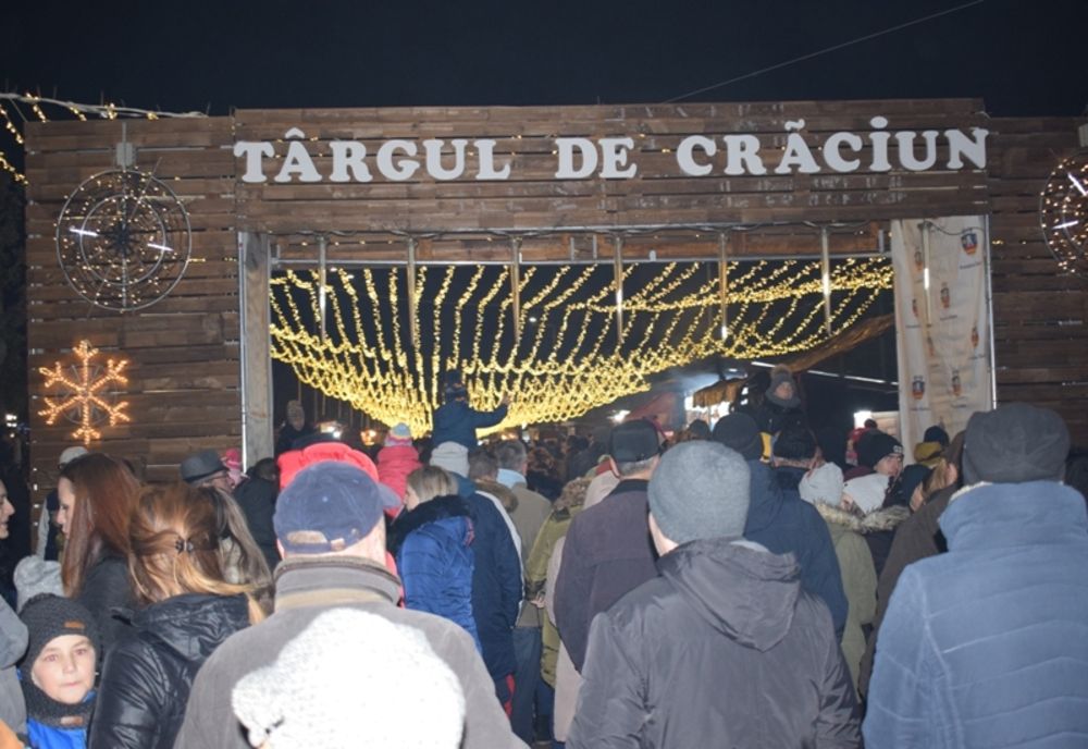 Campanie de donaţii în Târgul de Crăciun din Slatina