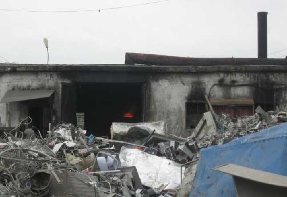 Ministrul mediului a dispus un control la topitoriile din Olt