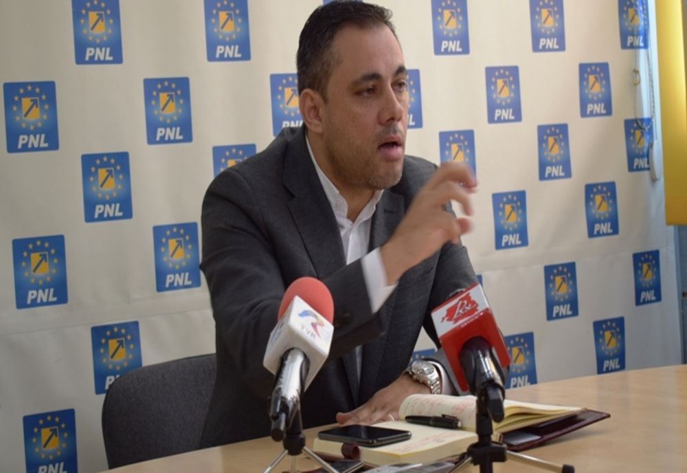 Şeful PNL Olt, în război cu presa. Ziariştii "ostili" au interzis 