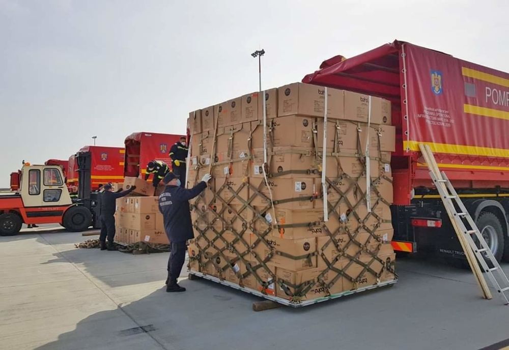 Un nou lot de echipamente de protecţie a ajuns în judeţul Olt. Unde vor fi distribuite