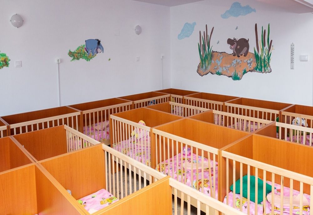 Înscriere la creşele din Slatina, cu criterii de departajare