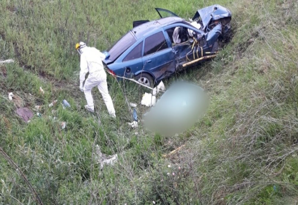 FOTO. Accident violent în Olt. O tânără în vârstă de 19 ani a murit
