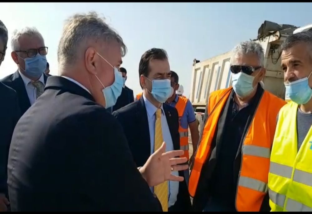 Orban şi mai mulţi miniştri, prezenţi în Olt. Vizită la şantierul Drumului Expres şi la Alro