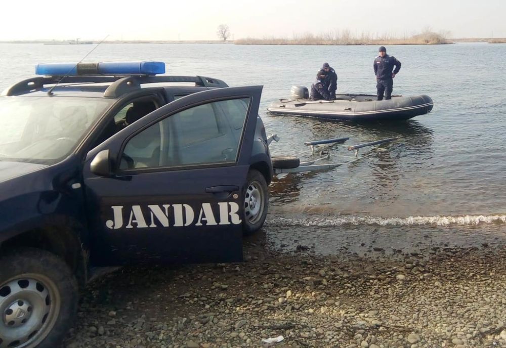 Au fost prinşi la braconaj pe râul Olt