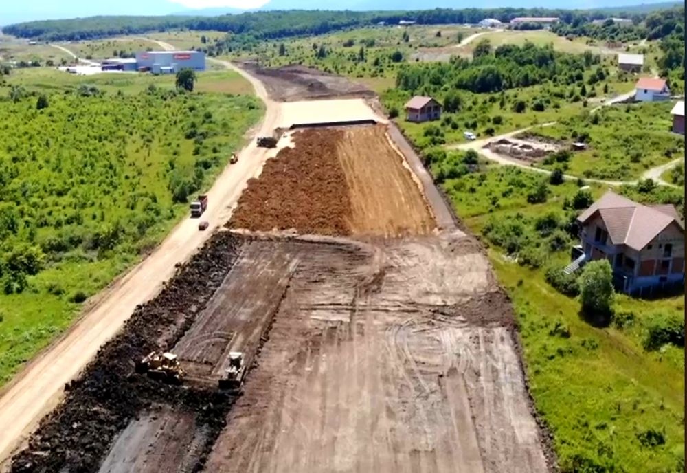 Lucrările continuă pe șantierul Lotului de autostradă Sibiu – Boița