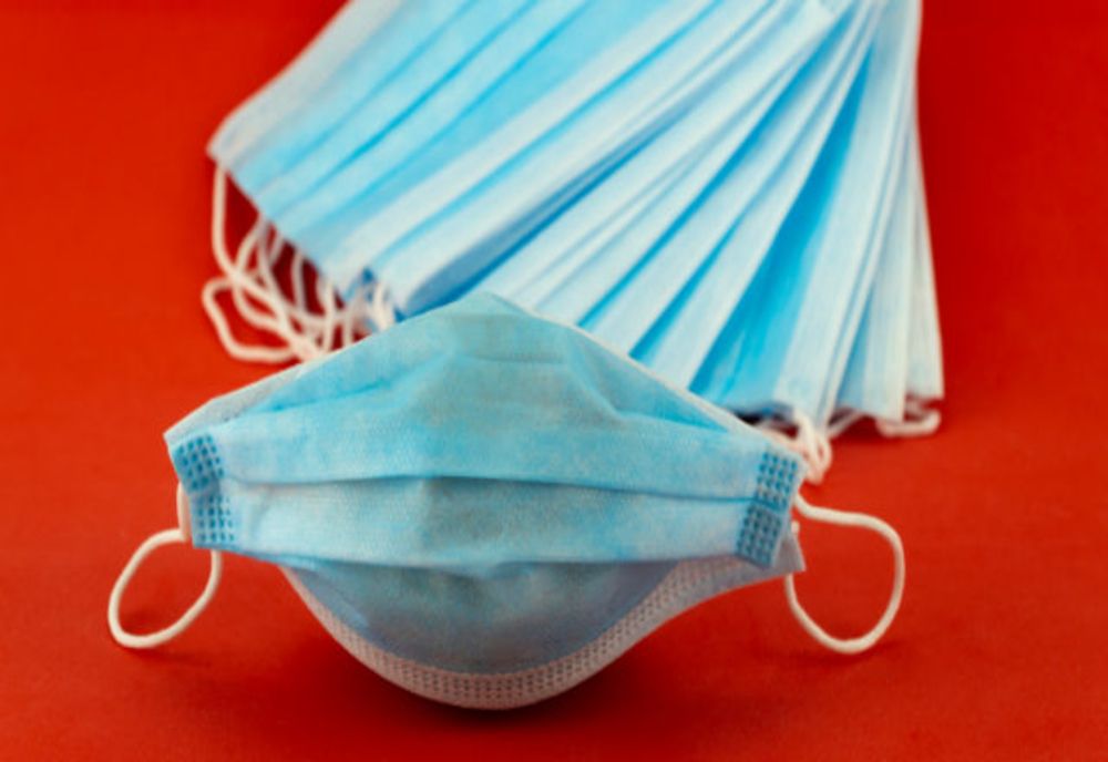 Slatina: Primăria distribuie măşti participanţilor la votul de duminică