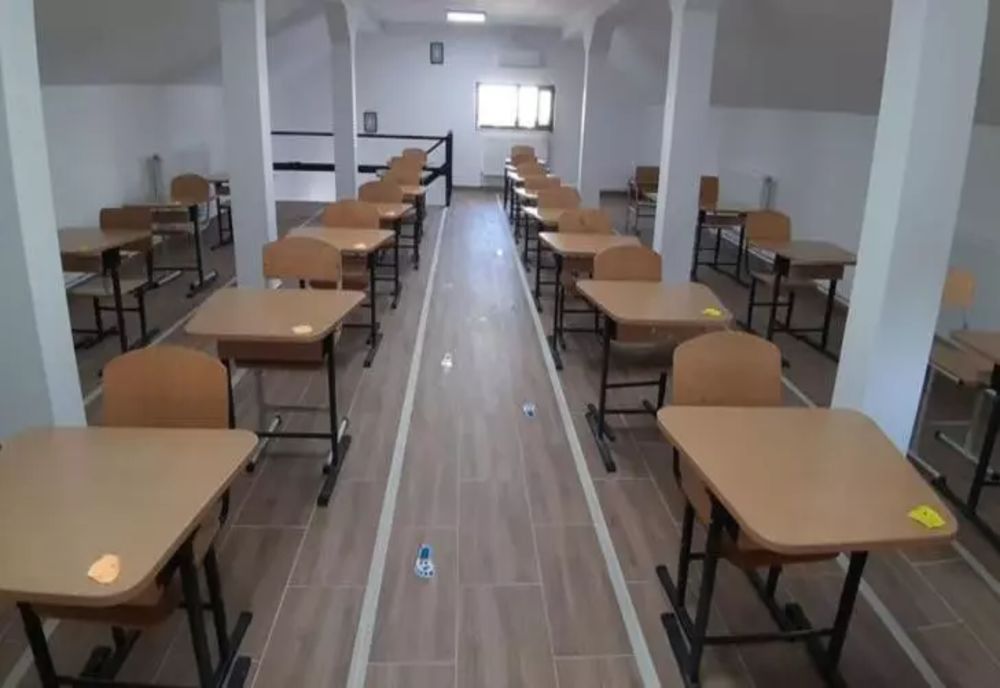 Încă două clase de la un liceu din Slatina trec pe scenariul roşu