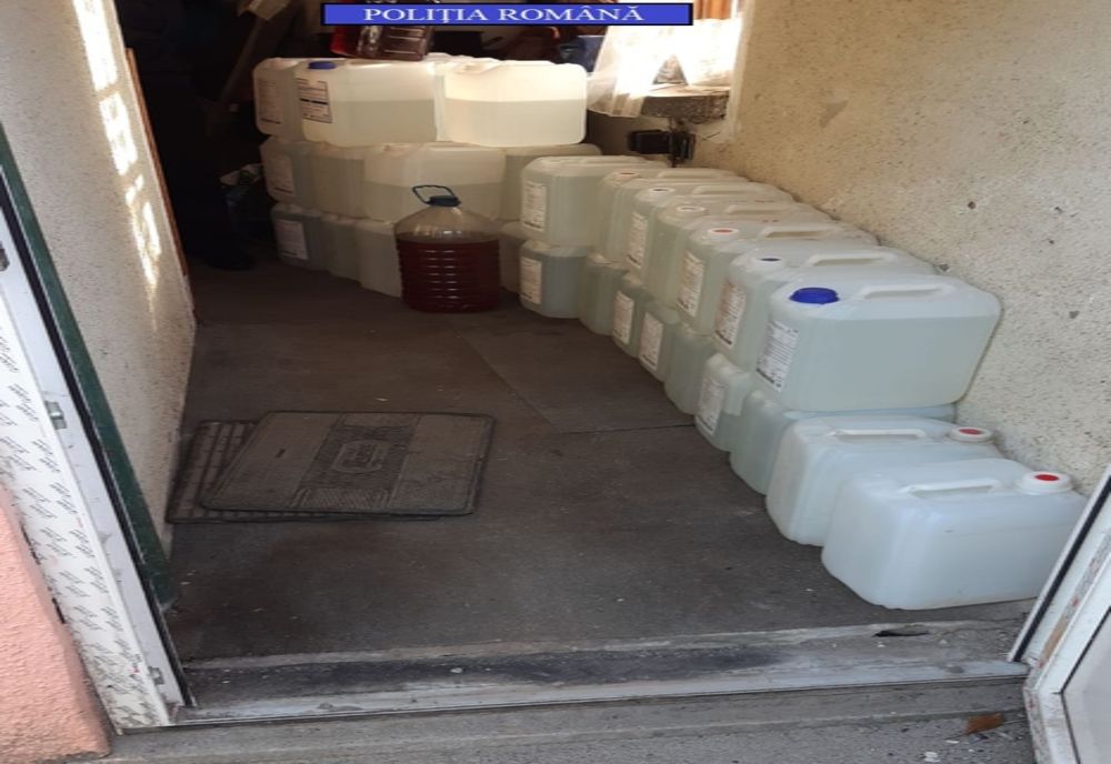 Dosar penal pentru un bărbat de 80 de ani, din Corabia, acuzat de producere ilegală de alcool