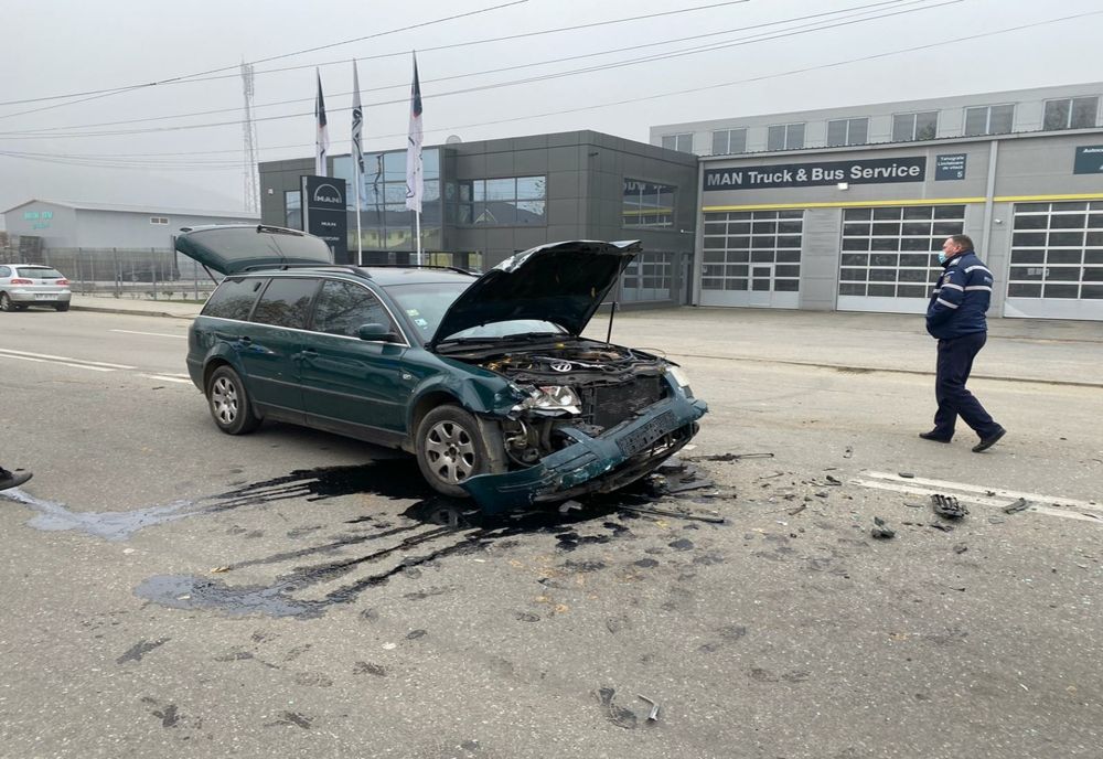 VIDEO. Accident în Slatina. O persoană la spital