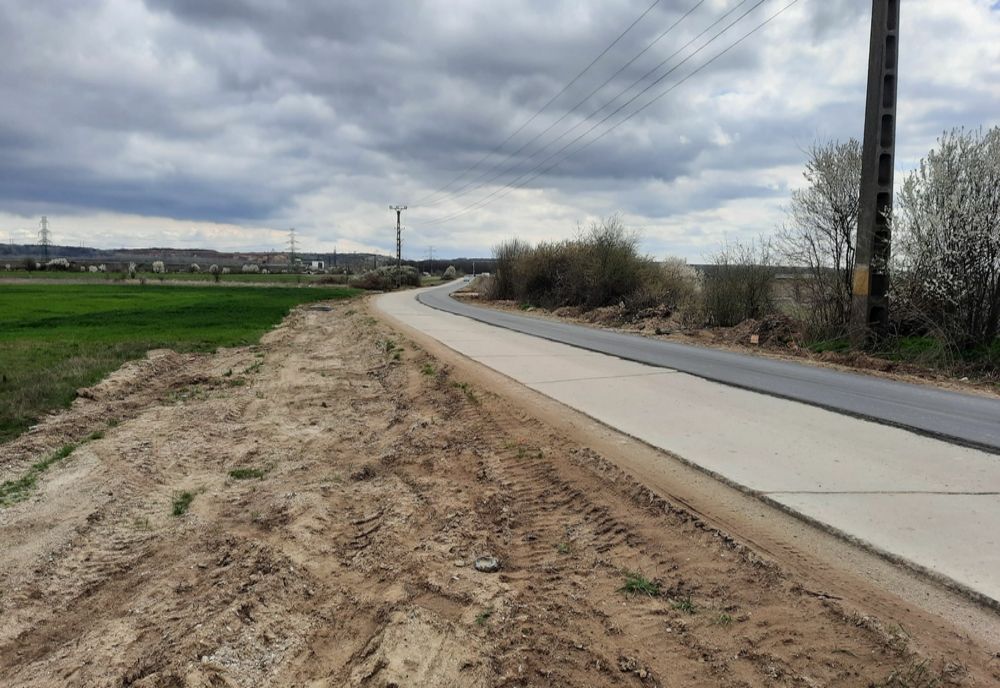 Drum reabilitat între Slatina şi Slătioara, pe barajul peste Olt