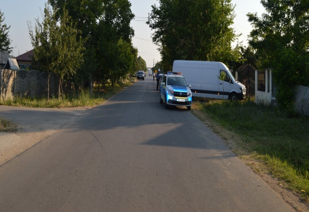 Poliţiştii din Dolj, percheziţii în Olt. Doi bărbaţi reţinuţi
