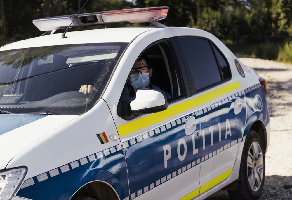 Olt: Trafic blocat pe DN 6, la Dăneasa, din cauza unui incendiu