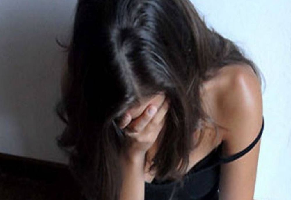 Olt: Răpită din parcarea supermarketului şi obligată să se prostitueze în Italia