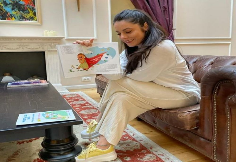 Serie de poveşti terapeutice, scrisă de o educatoare originară din Slatina: Am căutat să răspund nevoilor actuale ale copiilor