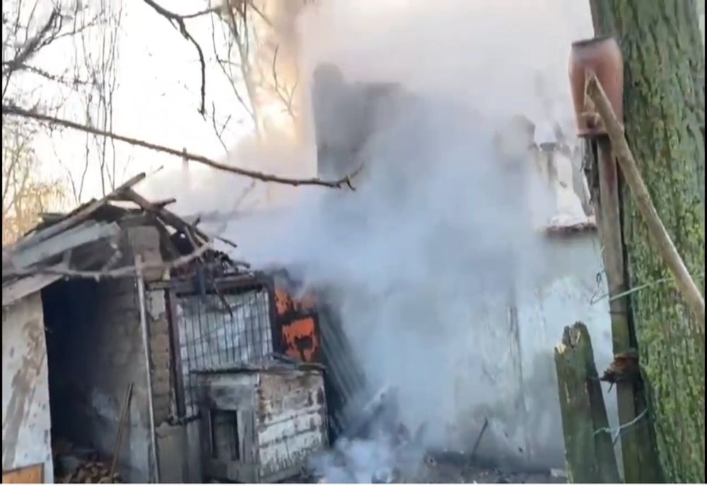 Olt: Incendiu izbucnit de la scurtcircuit electric, în Crâmpoia (VIDEO)