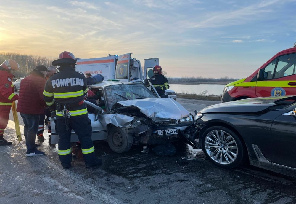 Accidentul de la Podul Olt din Slatina. Şoferul în vârstă de 29 de ani, arestat preventiv pentru 30 de zile