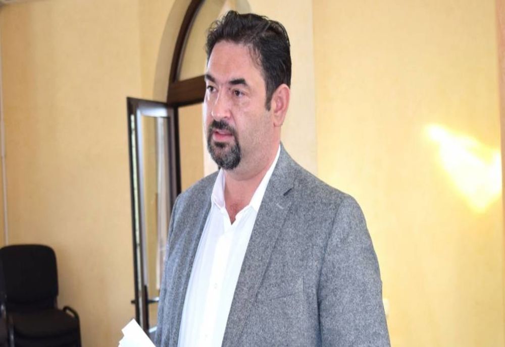PRIMARUL SLATINEI, EMIL MOȚ, ȘI-A ANUNȚAT DEMISIA PE FACEBOOK