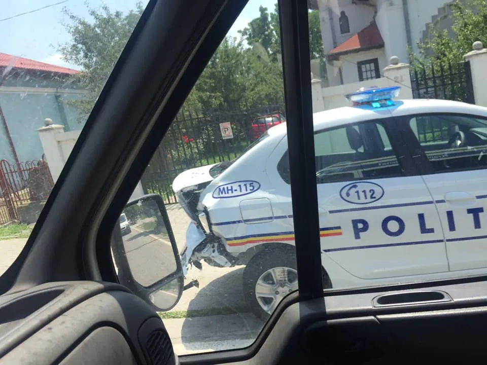 pol4