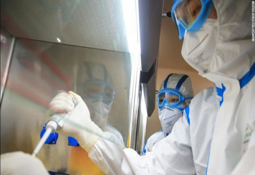 Trei cazuri de coronavirus, raportate greşit în judeţul Olt. Câţi bolnavi de COVID-19 sunt de fapt