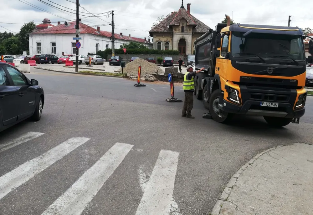 FOTO. Se lucrează la un nou sens giratoriu, în Caracal