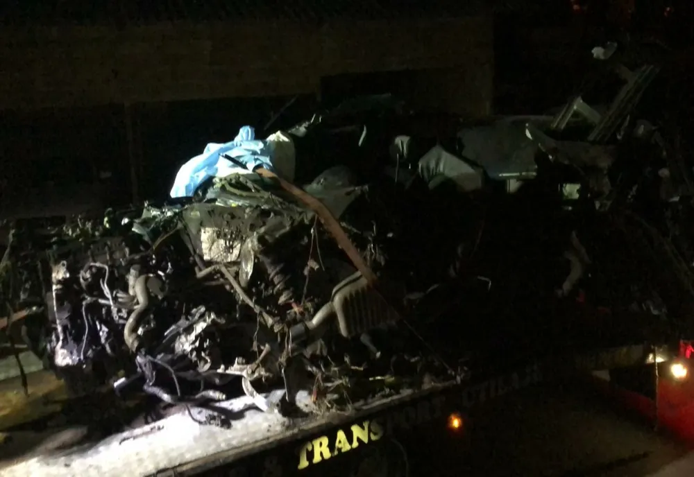 Şoferul mort în accidentul de noaptea trecută a vrut să se sinucidă