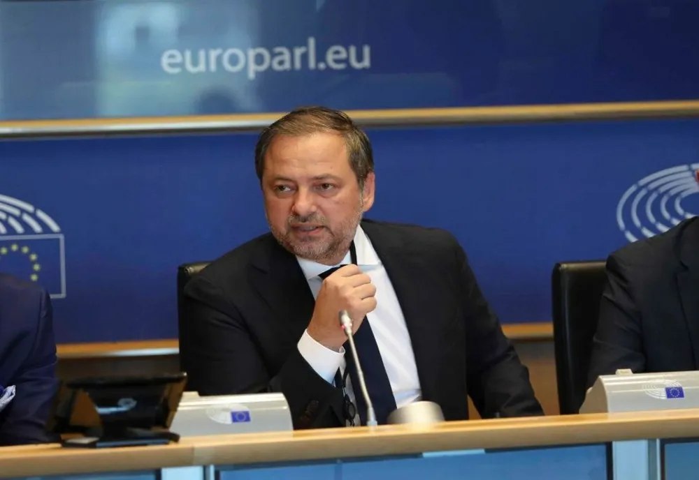 Europarlamentar: Noi norme UE privind remunerarea echitabilă a autorilor și artiștilor 