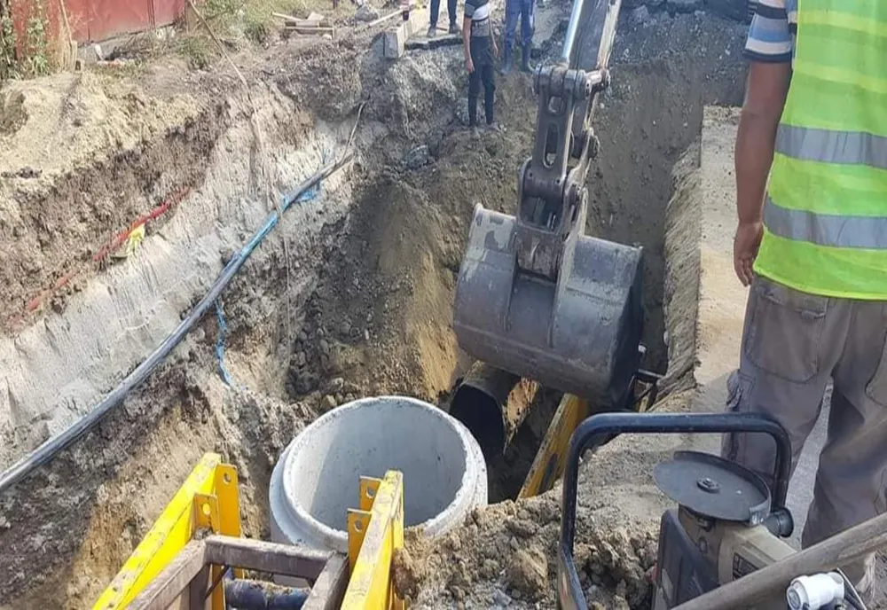 Olt: Unde se lucrează în judeţ pentru extinderea reţelelor de apă şi canal