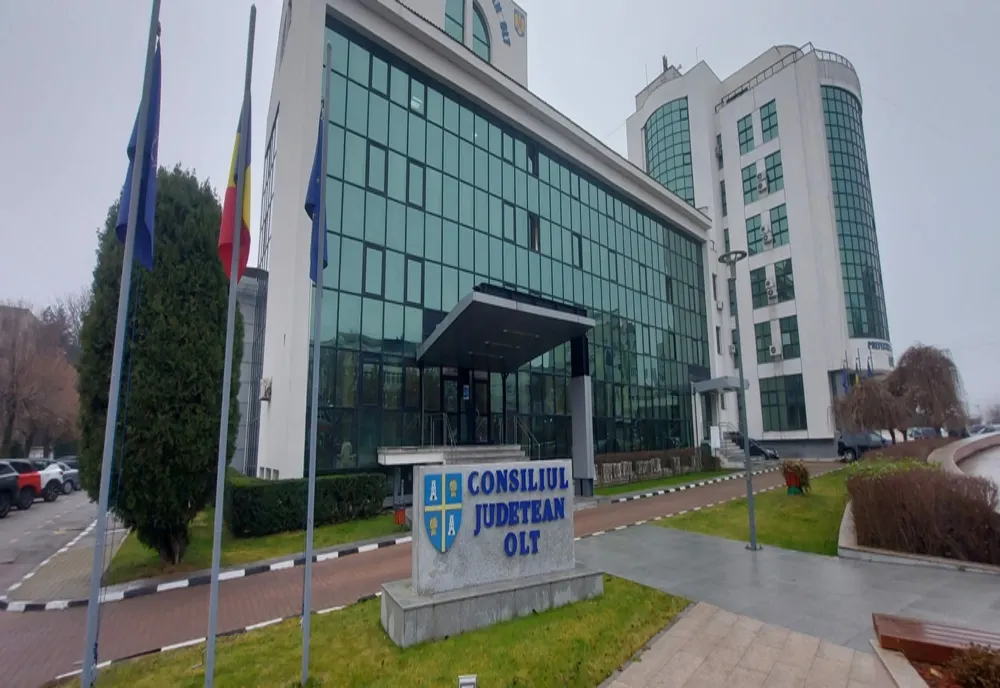 Olt: Sportivii şi antrenorii cu performanţe, premiaţi de CJ