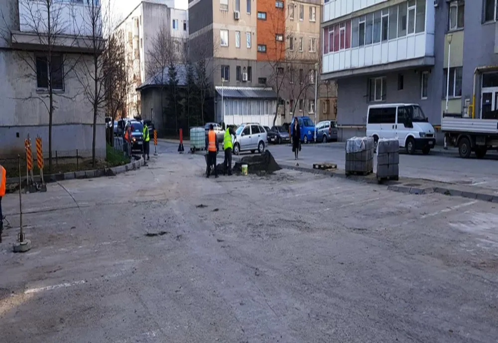Primăria Slatina a început reabilitarea străzii Aleea Lalelelor şi zonei adiacente