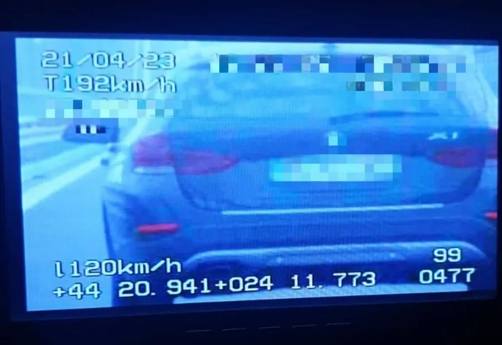 Olt: O tânără din Craiova, luată de radar pe Drumul Expres unde gonea cu 192 km/h