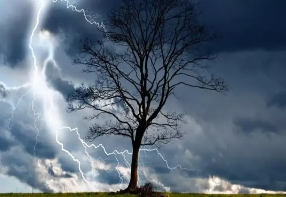 Prognoza meteo pe o lună: septembrie cu vreme capricioasă. Când lovesc ploile