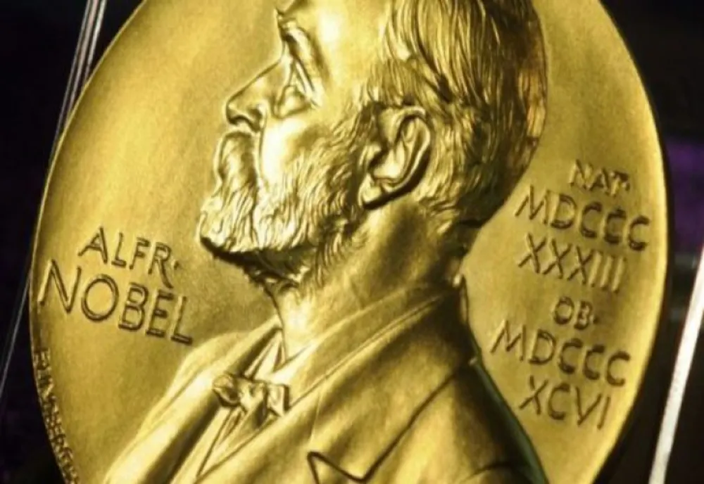  INVENŢII ŞI DESCOPERIRI ÎN DOMENIUL ''MACHINE LEARNING'', RECOMPENSATE CU PREMIUL NOBEL PENTRU FIZICĂ