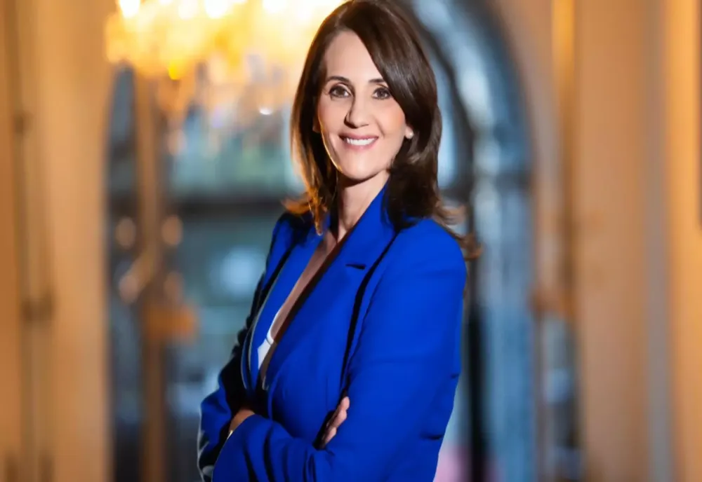 ANCA ALEXANDRESCU DEMASCĂ JOCURILE DE CULISE ALE LUI VICTOR PONTA: ”A ÎNCERCAT PRIN DIVERSE MODALITĂȚI SĂ AJUNGĂ ÎN PREAJMA LUI CĂLIN GEORGESCU”