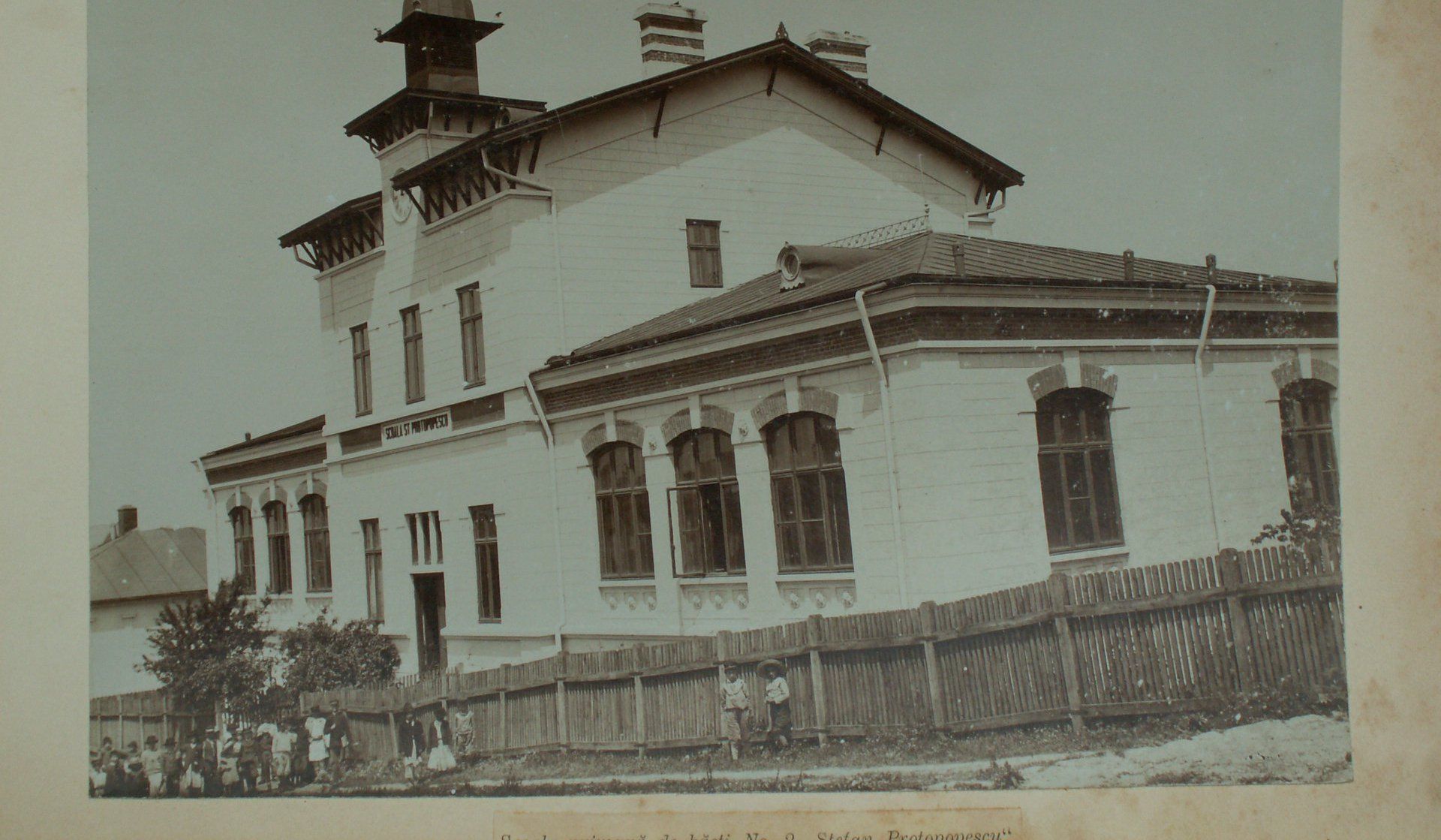 50003293_330048324509581_5543252807043252224_o