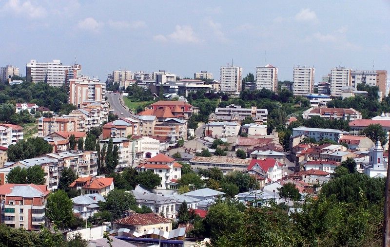 Slatina_Orasul_de_jos_iul_2005