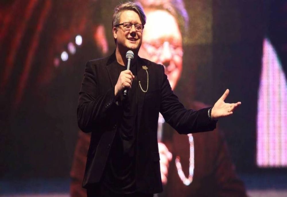 Concert Fuego, la Slatina. Artistul urcă pe scena din Târgul de Crăciun