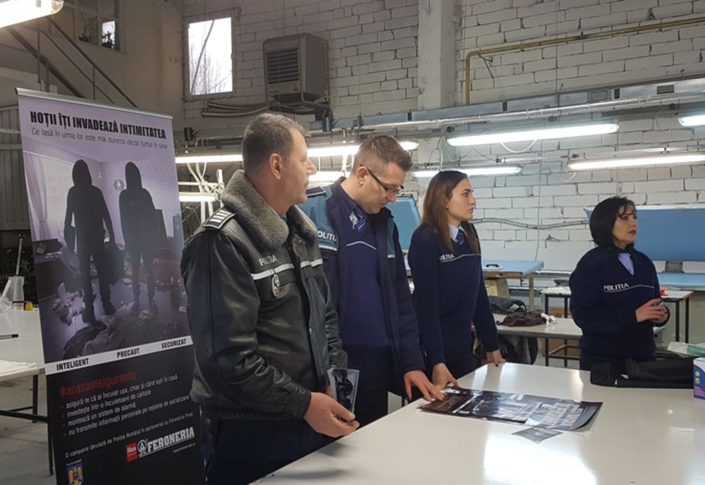 Campanie de prevenire a furturilor din locuință, lansată de poliţiştii din Olt - VIDEO