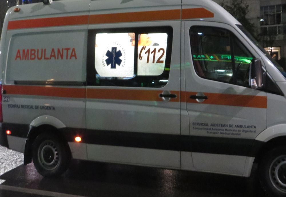 Două tinere lovite de o maşină, în Slatina. Erau pe trecerea de pietoni