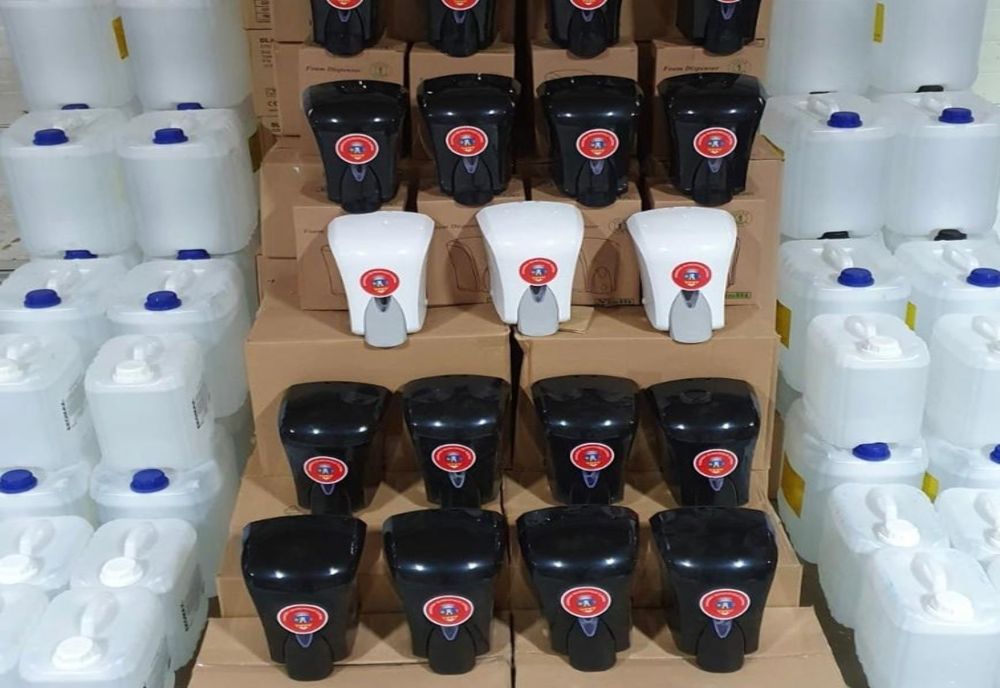 Dispozitive pentru dezinfectare, montate la 1.400 de scări de bloc din Slatina