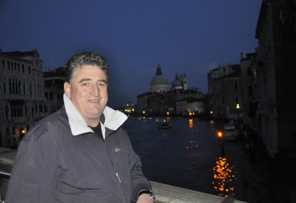 A murit fostul director al Ansamblului "Doina Oltului", Costinel Alecsandrescu. Avea doar 46